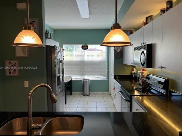 738 NE 90th St #207, Unincorporated Dade County, Florida 33138, image 2
