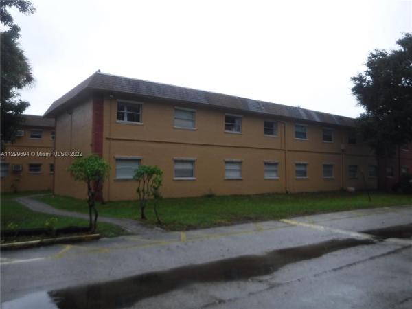 Courts At Oakland Park, 101 NE 41st St #A12, Oakland Park, Florida 33334, image 1
