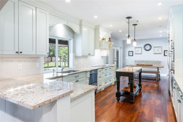 Lisa Highlands, 13590 SW 67th Ct, Pinecrest, Florida 33156, image 1