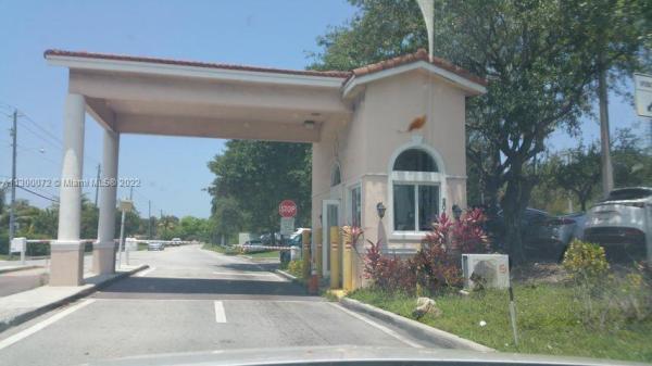 Golf Ridge Villas, 20380 NW 7 Ave #205, Miami Gardens, Florida 33169, image 1