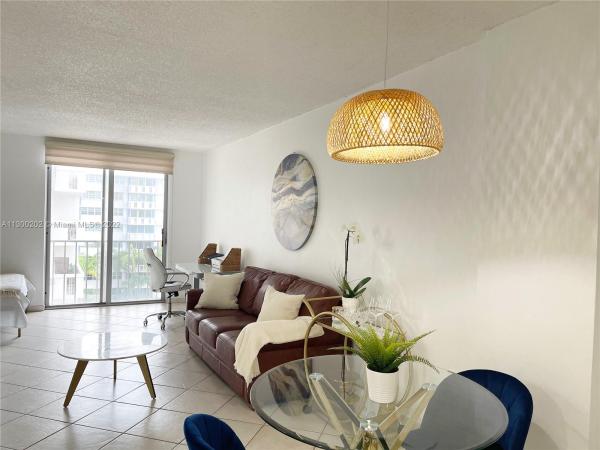 South Bay Club, 800 West Ave #705, Miami Beach, Florida 33139, image 2