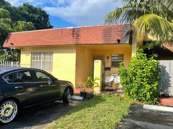 Cloverleaf Gardens, 634 NW 179th St #634, Miami Gardens, Florida 33169, image 1