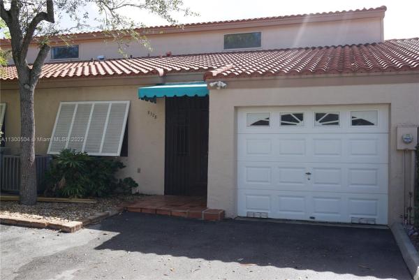 Lake Carol, 8328 Rednock Ln, Miami Lakes, Florida 33016, image 1