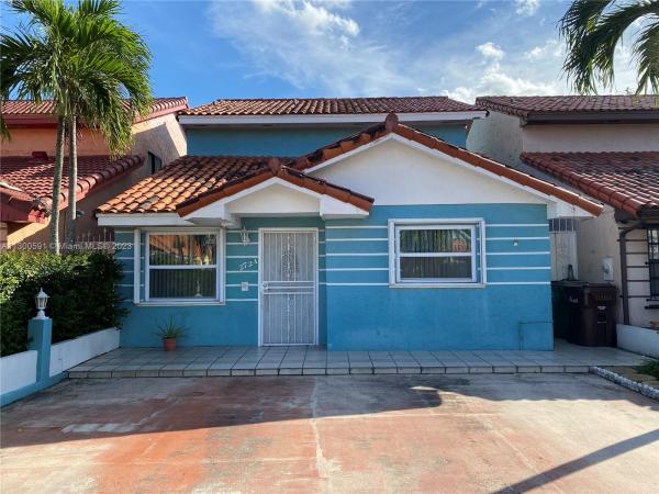Alameda By The Lake, 2724 W 54th St, Hialeah, Florida 33016, image 1