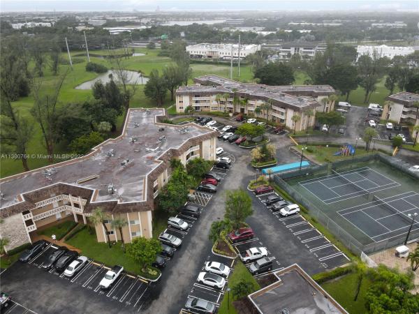 Villas Of Miami Lakes, 7430 Miami Lakes Dr #E107, Miami Lakes, Florida 33014, image 1