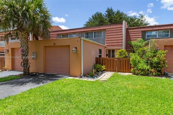 Golf View, 8605 NW 35th Ct #G, Coral Springs, Florida 33065, image 1