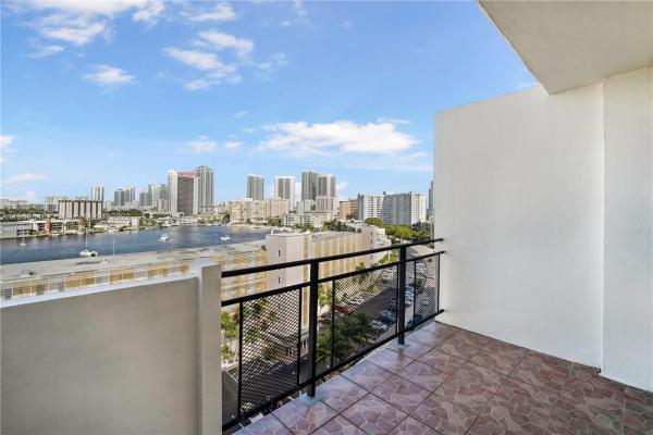 Ocean View Towers, 401 Golden Isles Dr #1114, Hallandale Beach, Florida 33009, image 1