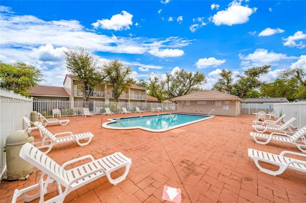 Fountain Park, 6990 NW 166th Ter #1705, Miami Lakes, Florida 33014, image 1