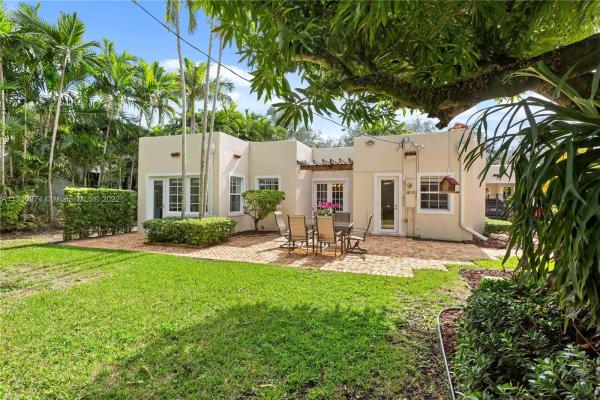 Coconut Grove, 307 Alesio Ave, Coral Gables, Florida 33134, image 2