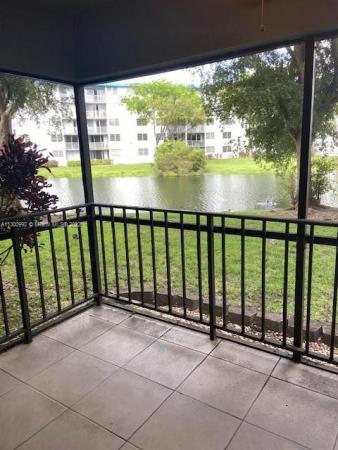 Fernwoods, 8775 Park Blvd #104, Fountainebleau, Florida 33172, image 1