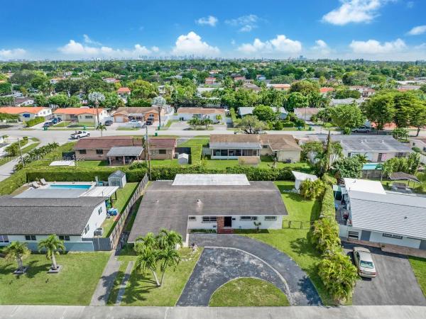 Westchester Residential, 2015 SW 84th Ct, Westchester, Florida 33155, image 1