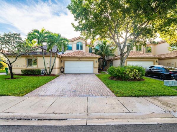 Madison Lakes, 5158 Madison Lakes Cir W, Davie, Florida 33328, image 1