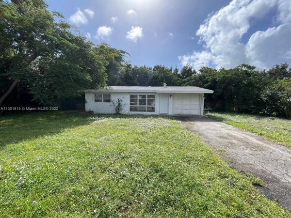 Spanish Village, 140 NW 7th St, Boca Raton, Florida 33432, image 1