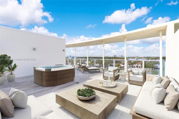 Peloro, 6620 Indian Creek Dr #710, Miami Beach, Florida 33141, image 1