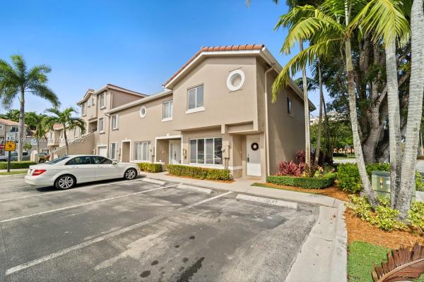 Riviera At Bonaventure, 245 Riviera Cir, Weston, Florida 33326, image 1