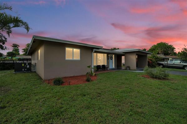 Hillmont Middle River Vista, 2017 NW 10th Ave, Fort Lauderdale, Florida 33311, image 1