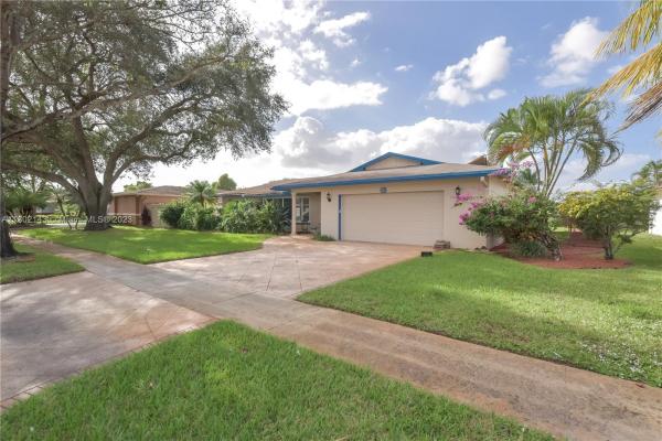 Plantation Landings, 1781 SW 55th Ave, Plantation, Florida 33317, image 1