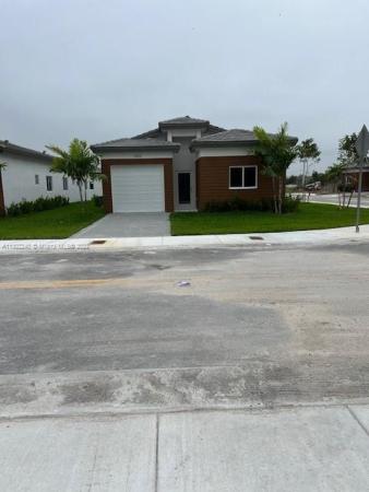 Emerald Estates, 11622 SW 240th Ter, Princeton, Florida 33032, image 2