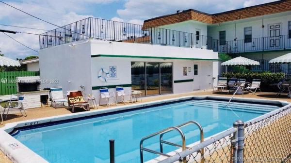 Cypress Gardens, 2219 Polk St #10A, Hollywood, Florida 33020, image 1