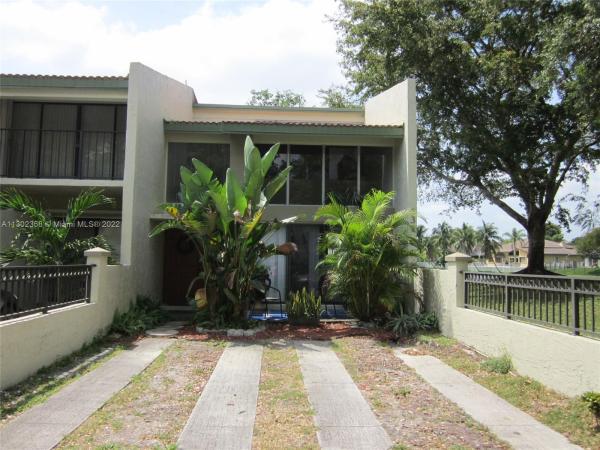 Majestic View, 731 E Coco Plum Cir #1, Plantation, Florida 33324, image 1