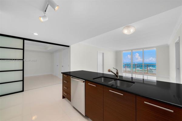 50 Biscayne, 50 Biscayne Blvd #4804, Miami, Florida 33132, image 2