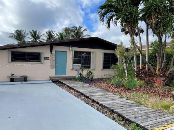Fulford By The Sea, 1230 NE 155th St, North Miami Beach, Florida 33162, image 2