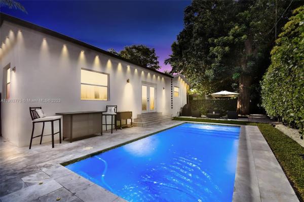11810 W Biscayne Canal Rd, Unincorporated Dade County, Florida 33161, image 2