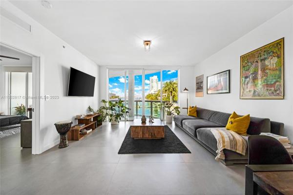 360, 7918 Harbor Island Dr #112, North Bay Village, Florida 33141, image 2