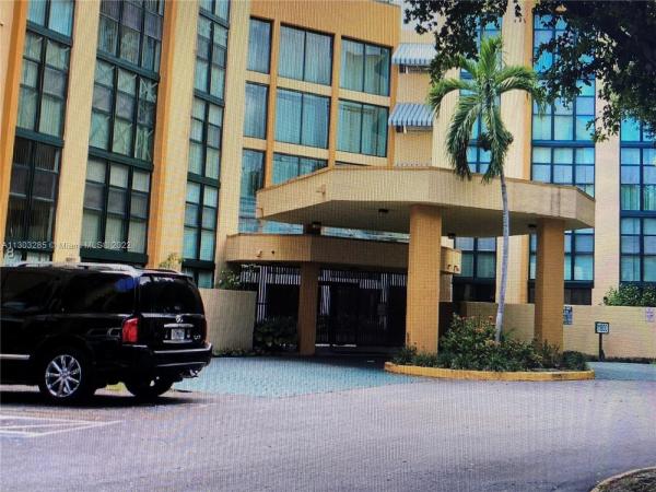 International Park, 11800 SW 18th St #529-4, Tamiami, Florida 33175, image 2