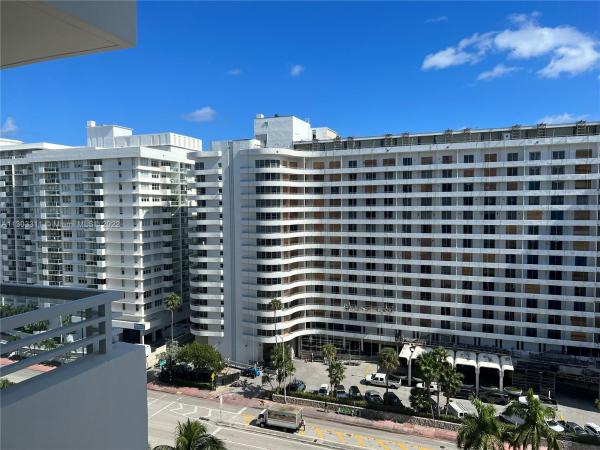 5600 Collins, 5600 Collins Ave #14D, Miami Beach, Florida 33140, image 2