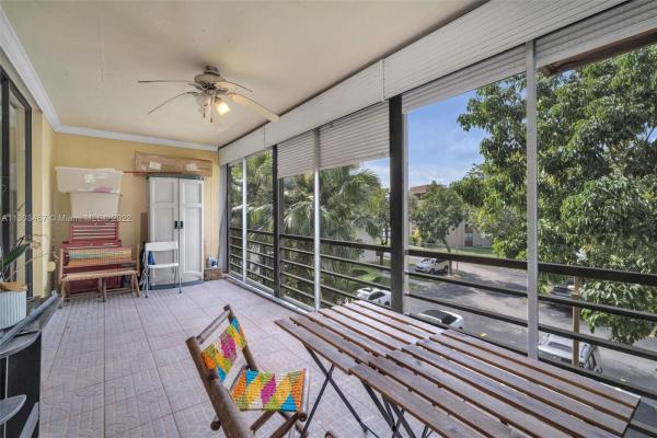 Cedar Glenn, 671 NE 195th St #309E, Ives Estates, Florida 33179, image 1