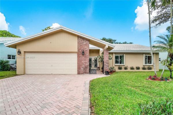 Cameo Woods, 5607 N Cameo Dr N, Boca Raton, Florida 33433, image 1