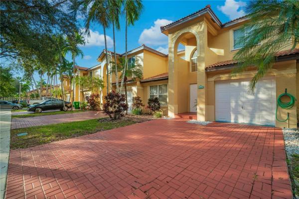 Forest Oak, 13925 N Forest Oak Cir, Davie, Florida 33325, image 1