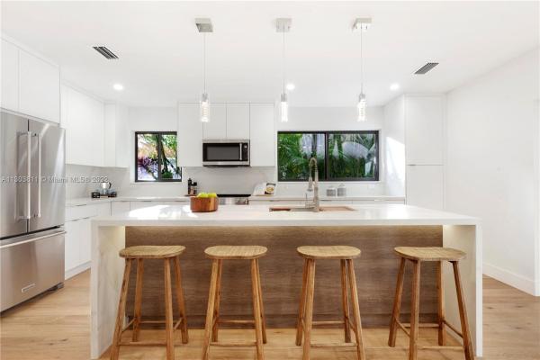 Granada, 1209 Medina Ave, Coral Gables, Florida 33134, image 2