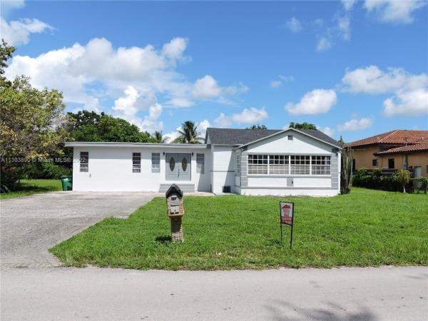 Biscayne Gardens, 767 NW 153rd St, Golden Glades, Florida 33169, image 2