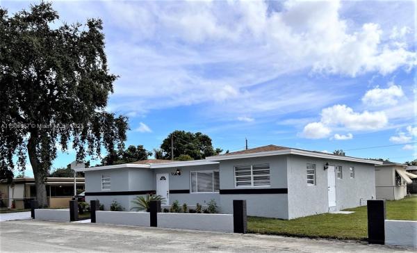 Hallandale Beach No HOA, 114 NW 8th Ave, Hallandale Beach, Florida 33009, image 1