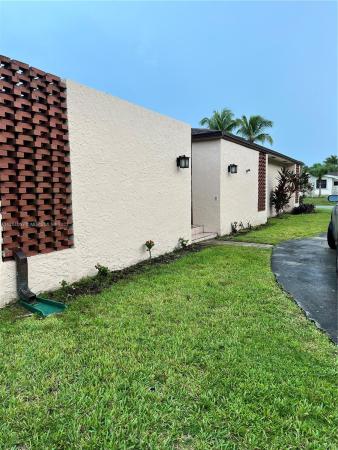 Ranchero Manors, 9350 SW 124th St, Kendall, Florida 33176, image 1