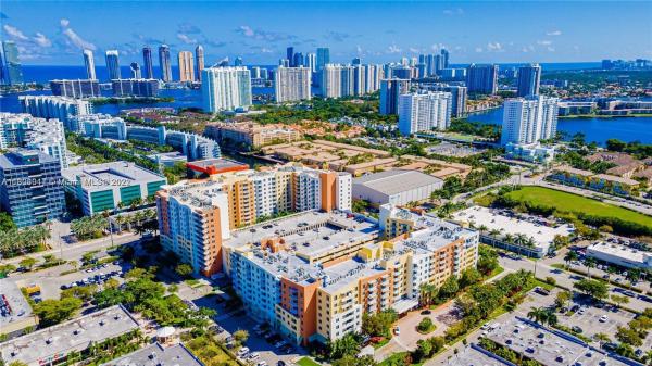 Venture At Aventura West, 2775 NE 187th St #514, Aventura, Florida 33180, image 1