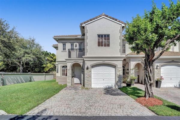Kendall Village Townvillas, 8301 SW 124th Ave #101, Kendale Lakes, Florida 33183, image 1