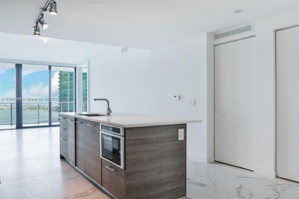 Paraiso Bay, 650 NE 32nd St #4204, Miami, Florida 33137, image 2