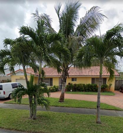Country Lake Manors, 5920 NW 201st St, Country Club, Florida 33015, image 1