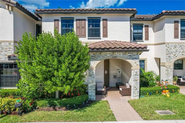 Isola, 11347 SW 248th Ter, Princeton, Florida 33032, image 2