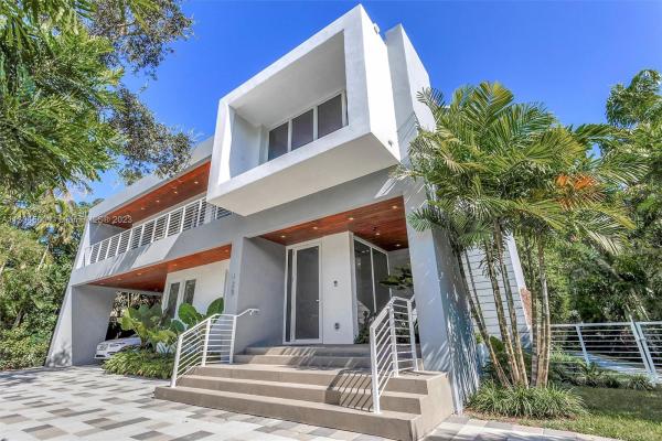 Tropical Isle Homes, 425 Harbor Dr, Key Biscayne, Florida 33149, image 2