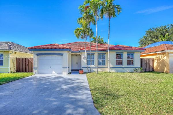 8316 SW 162nd Ct, Unincorporated Dade County, Florida 33193, image 2