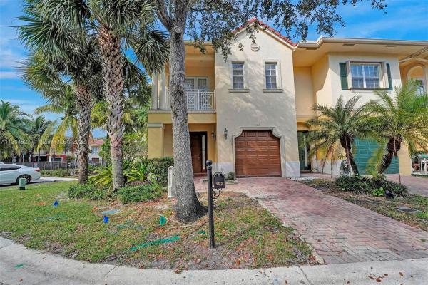 Bella Vita, 102 Via Emilia #102, Royal Palm Beach, Florida 33411, image 1