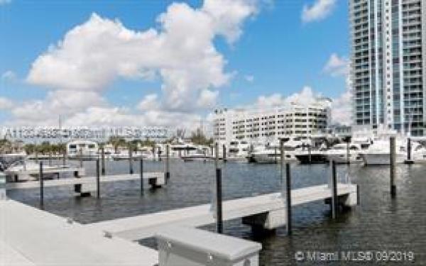 Marina Palms Boat Slips, 17211 Biscayne Blvd, North Miami Beach, Florida 33160, image 2