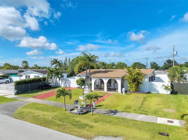 New South Miami Heights, 11935 SW 185th Ter, South Miami Heights, Florida 33177, image 2