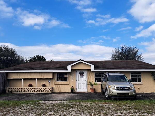 Seminole Heights, 3300 N 72nd Ter, Hollywood, Florida 33024, image 1