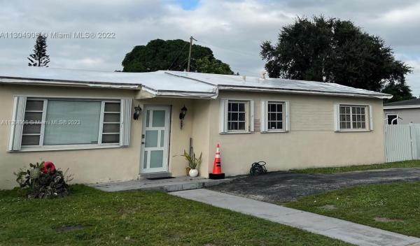 Myrtle Grove, 3351 NW 176th St, Miami Gardens, Florida 33056, image 2