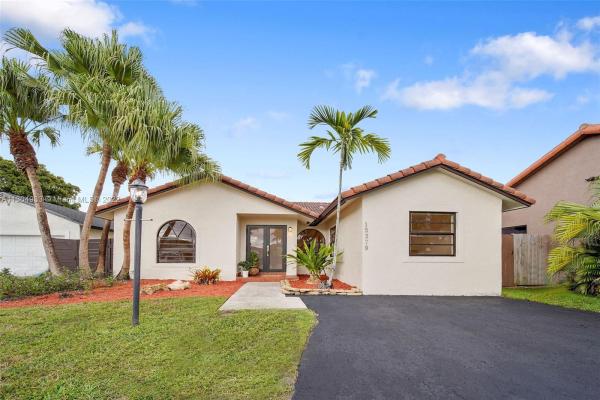 Westwind Lakes, 15379 SW 57th St, Kendall West, Florida 33193, image 2